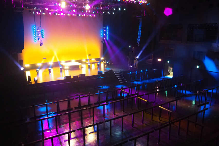 B'z PREMIUM LIVE使用済みチケット（大阪Zeppベイサイド） B'z PREMIUM LIVE使用済みチケット（大阪Zeppベイサイド）